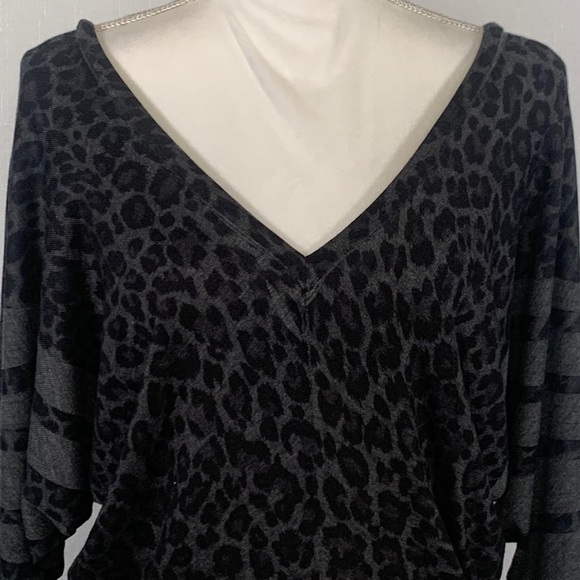 Crimson Ivy Midi Long Sleeve Fitted Leopard Dress - Picture 2 of 13